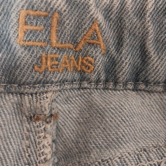 ELA Slouchy Wide Leg Jeans - Picture 9 of 10